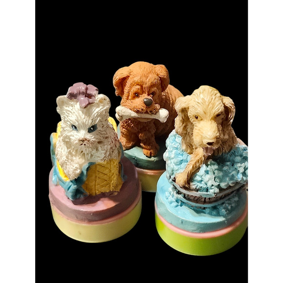 10 Resin Stamp with Dogs, Bears and Wild Animals also 5 Christmas Stamps - Picture 3 of 9